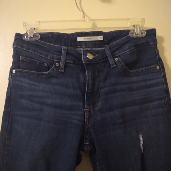 Levi's 711 Distressed Skinny Jeans, Size: 27 - Picture 6 of 10